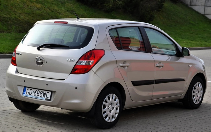 Hyundai i20 cena 14999 przebieg: 150000, rok produkcji 2010 z Gdańsk małe 781